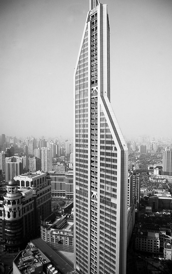 上海浦西第一高楼亮相