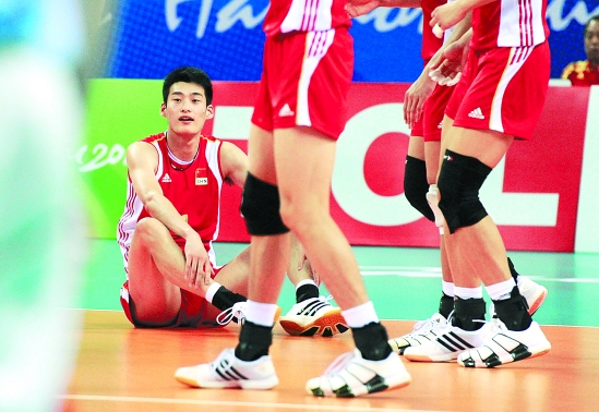 边洪敏在比赛中.  新华社发